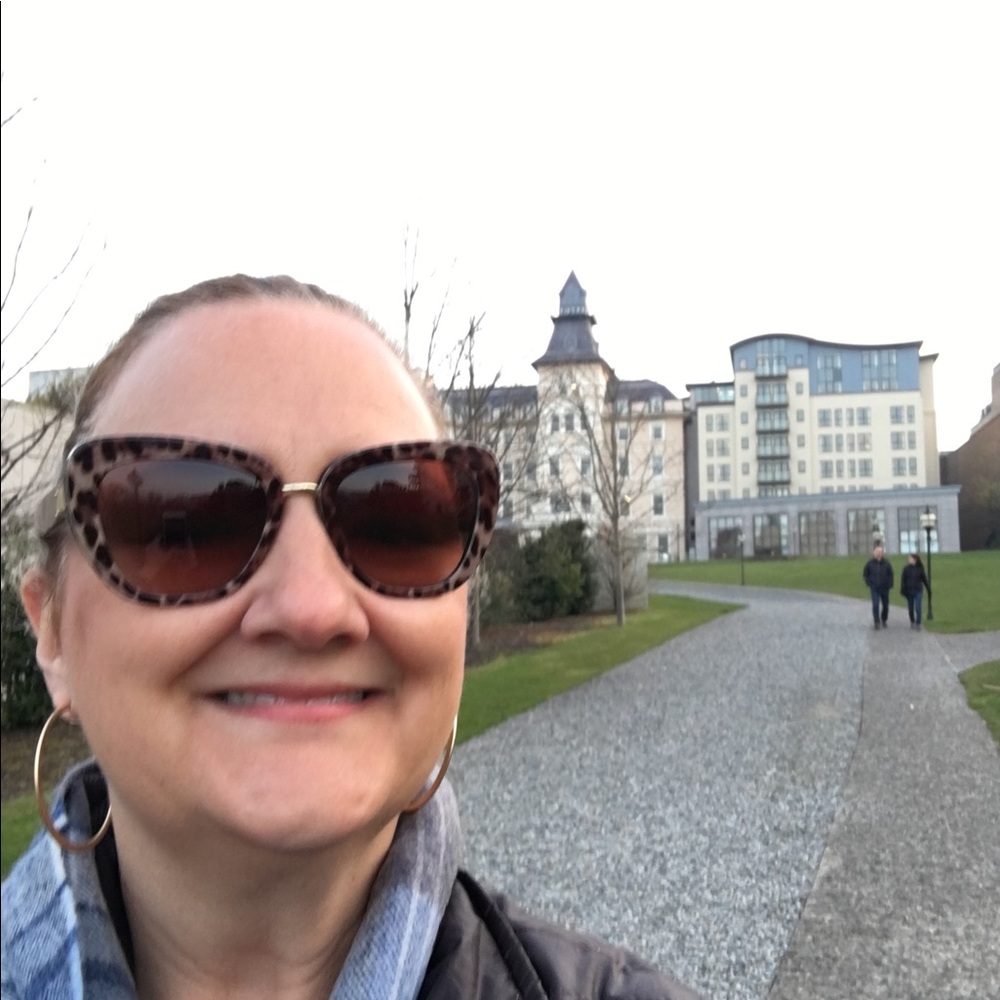 Meet your Posher, Kathy